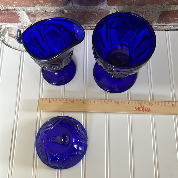 Vintage Metropolitan Museum Of Art (MMA) Sugar and Creamer glass Bowl Set - Picture 6 of 14